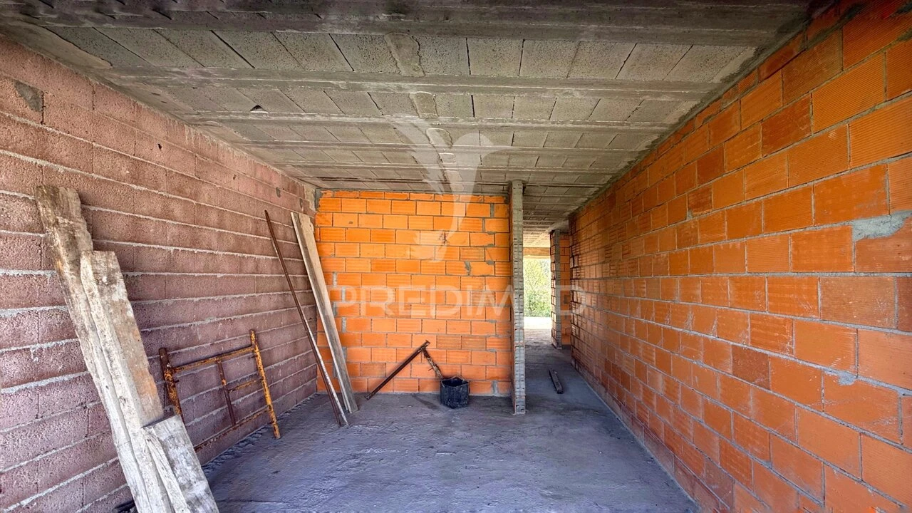 Moradia T3 para Venda em Silvares Foto 18