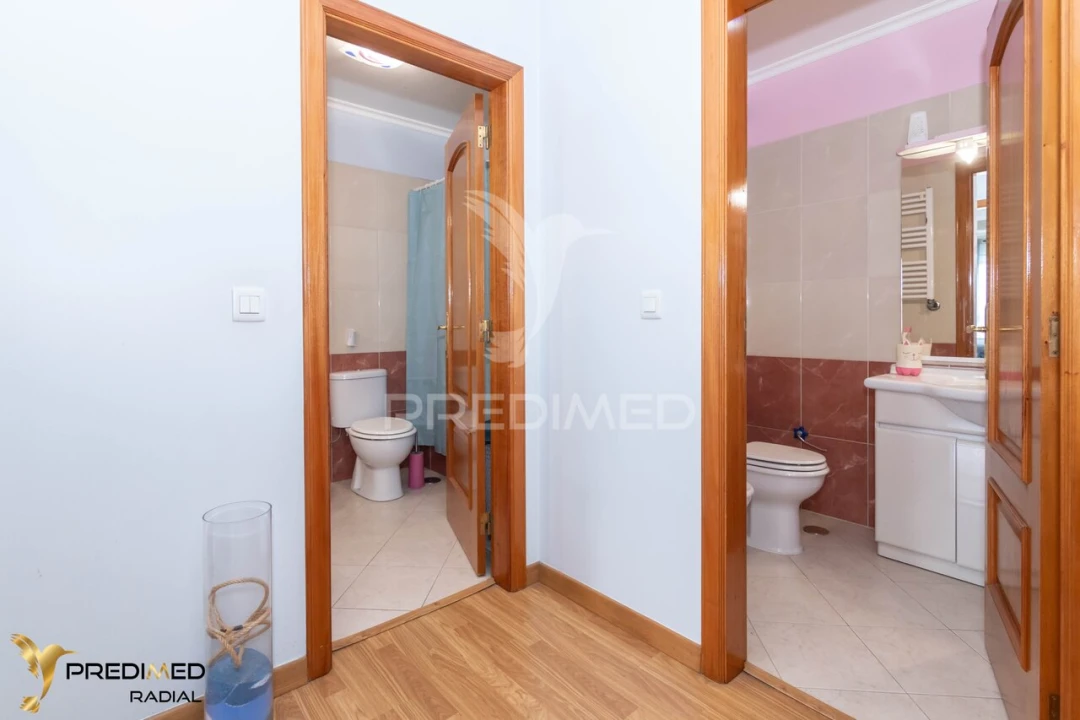 Apartamento T2 para Venda em Algueirão-Mem Martins Foto 4