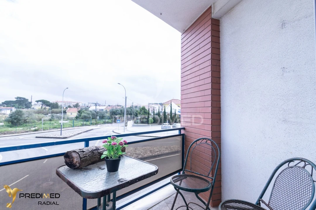 Apartamento T2 para Venda em Algueirão-Mem Martins Foto 18