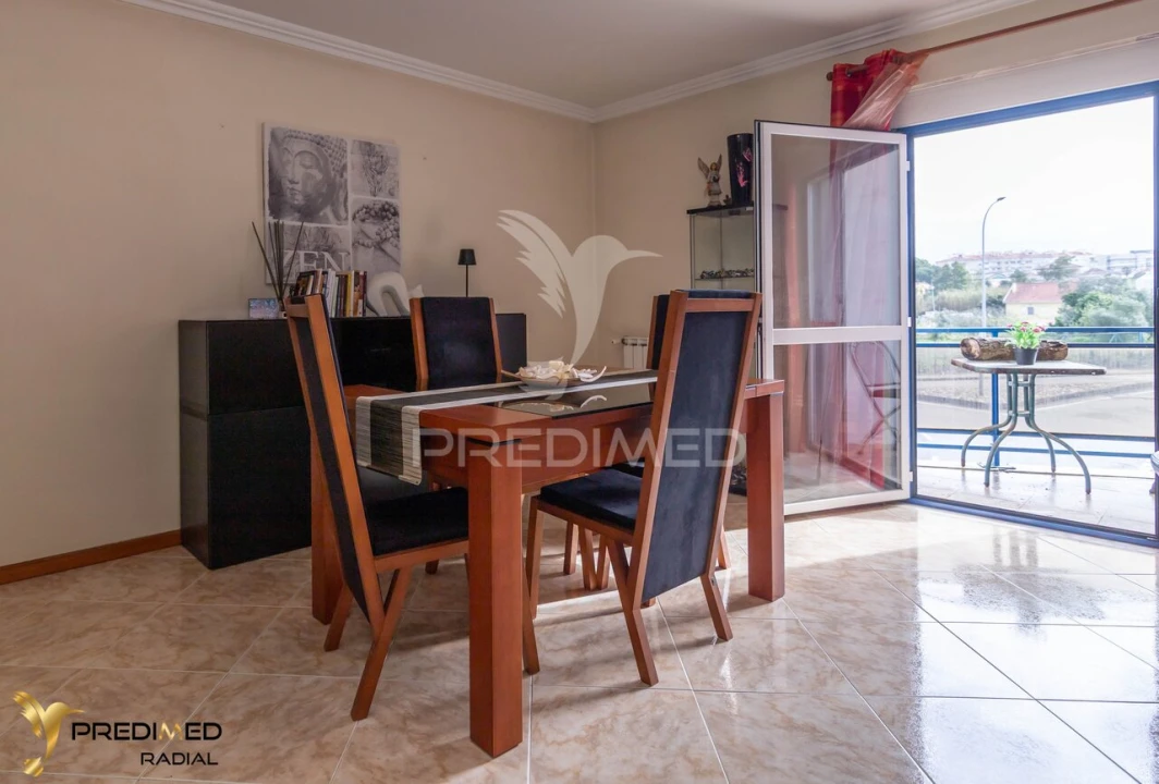 Apartamento T2 para Venda em Algueirão-Mem Martins Foto 6