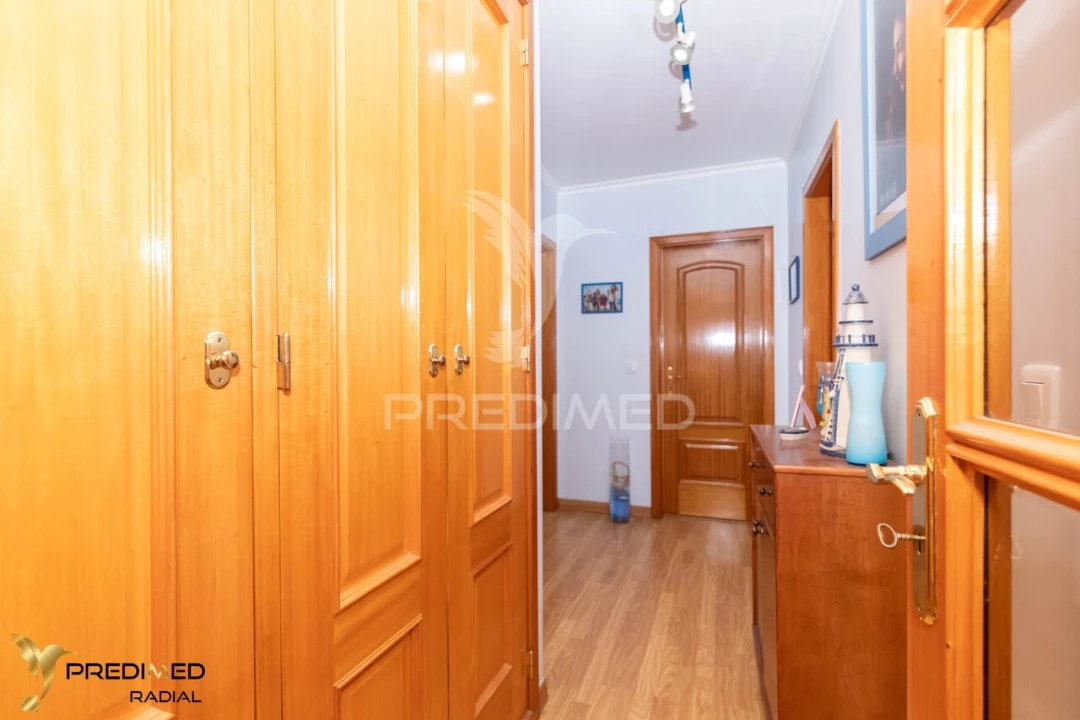 Apartamento T2 para Venda em Algueirão-Mem Martins Foto 10