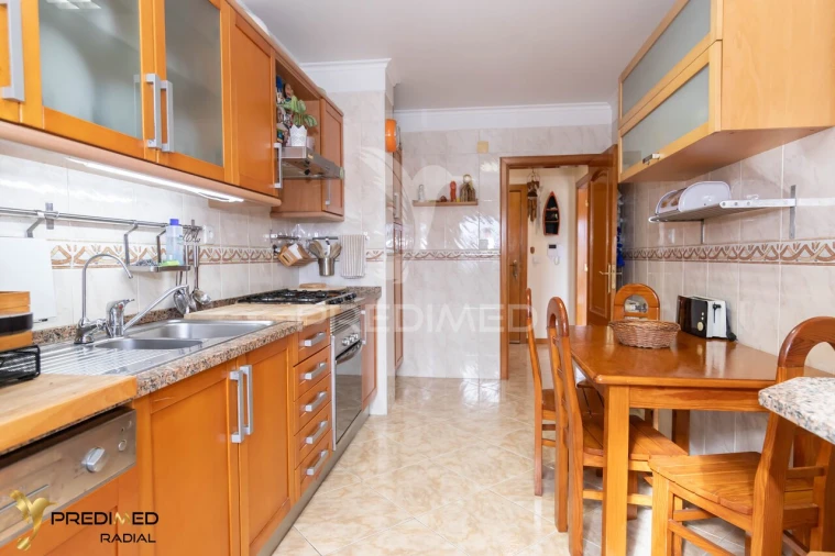 Apartamento T2 para Venda em Algueirão-Mem Martins Foto 8