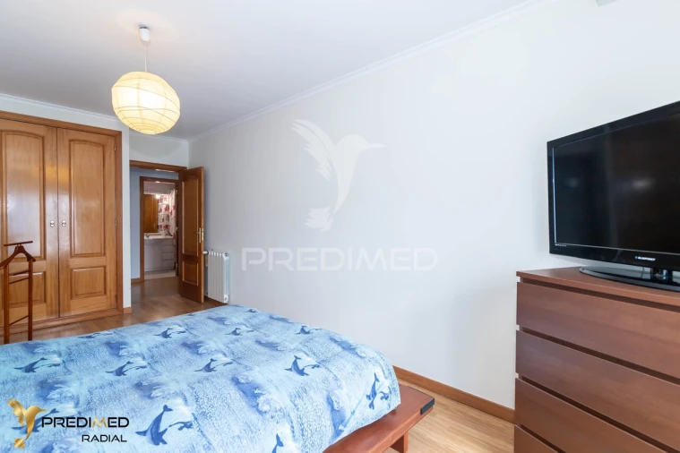 Apartamento T2 para Venda em Algueirão-Mem Martins Foto 11