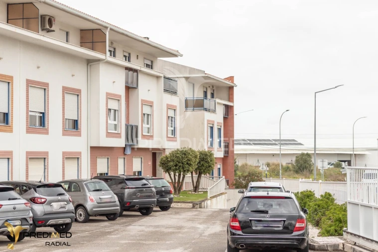 Apartamento T2 para Venda em Algueirão-Mem Martins Foto 20
