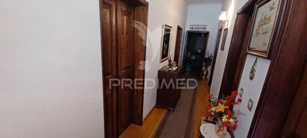 Moradia T9 para Venda em Sé e São Lourenço