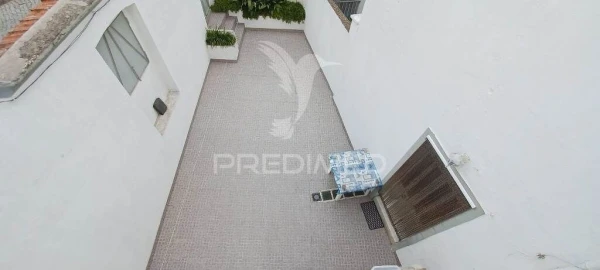 Moradia T9 para Venda em Sé e São Lourenço