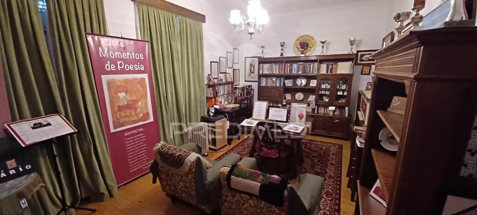 Moradia T9 para Venda em Sé e São Lourenço Foto 12