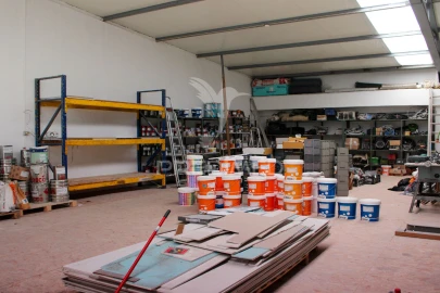 Armazém para Venda em Fonte Boa e Rio Tinto