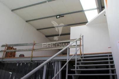 Armazém para Venda em Fonte Boa e Rio Tinto