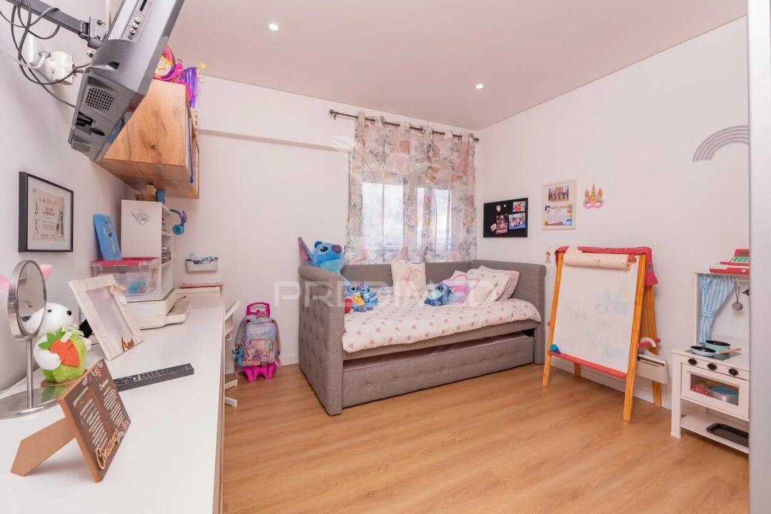 Apartamento T3 para Venda em Póvoa de Santa Iria e Forte da Casa Foto 11