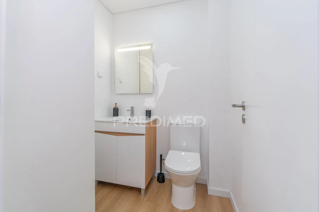 Apartamento T3 para Venda em Póvoa de Santa Iria e Forte da Casa Foto 7