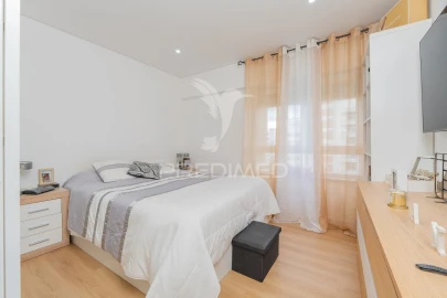 Apartamento T3 para Venda em Póvoa de Santa Iria e Forte da Casa