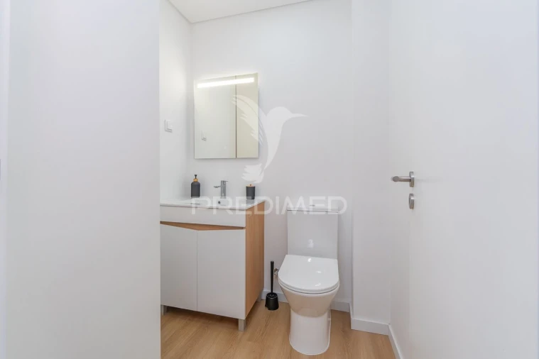 Apartamento T3 para Venda em Póvoa de Santa Iria e Forte da Casa Foto 7