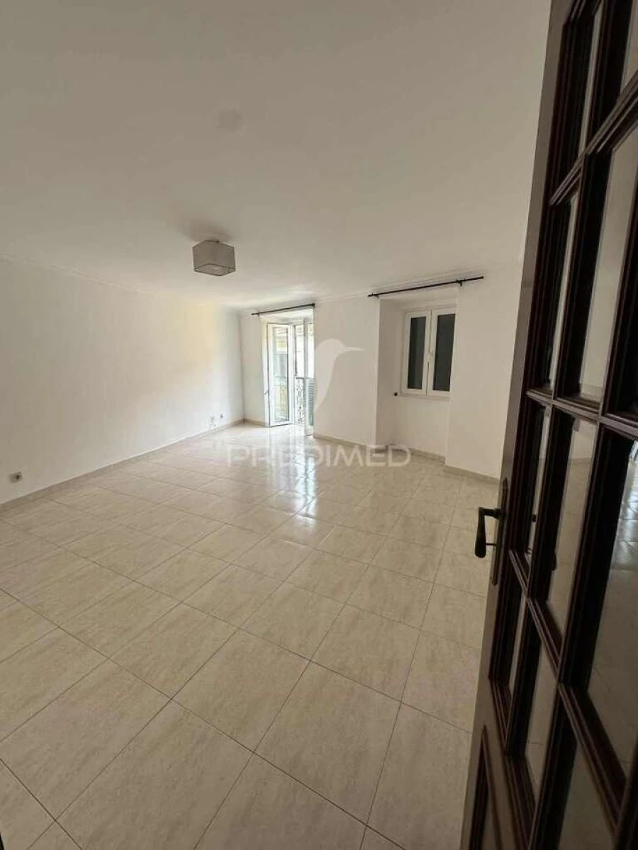 Apartamento T2 para Venda em Seixal, Arrentela e Aldeia de Paio Pires Foto 5