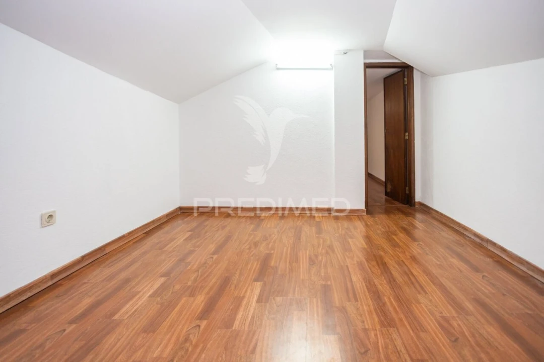 Apartamento T2 para Venda em Seixal, Arrentela e Aldeia de Paio Pires Foto 31