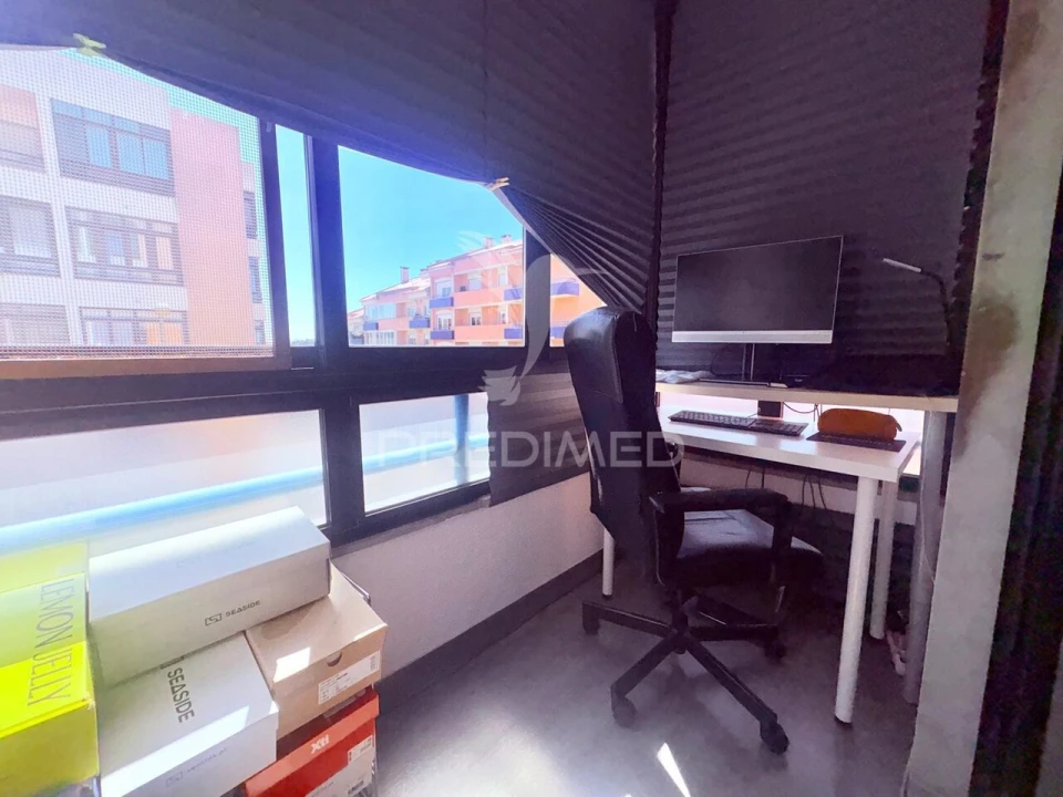 Apartamento T2 para Venda em Barcarena Foto 29