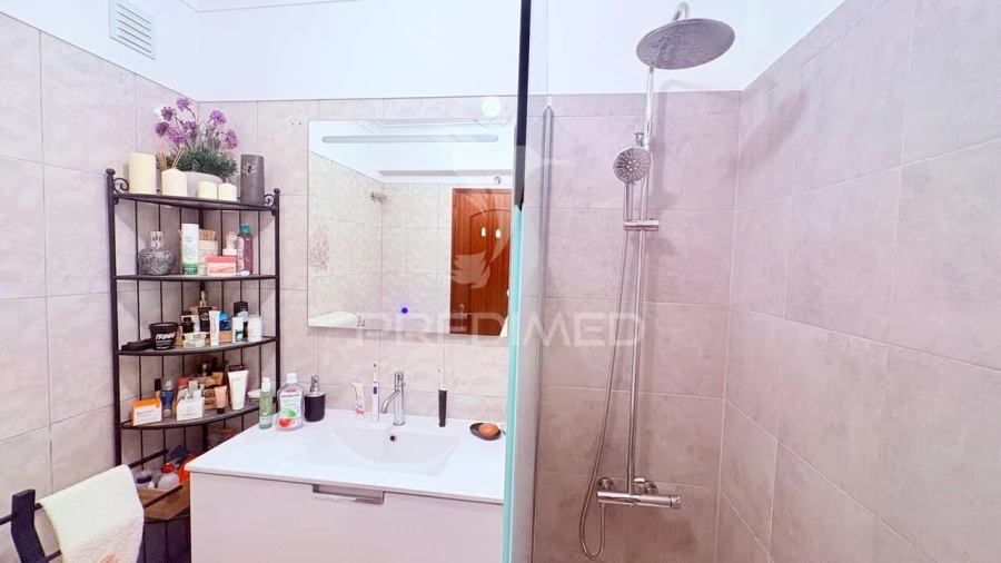 Apartamento T2 para Venda em Barcarena Foto 22