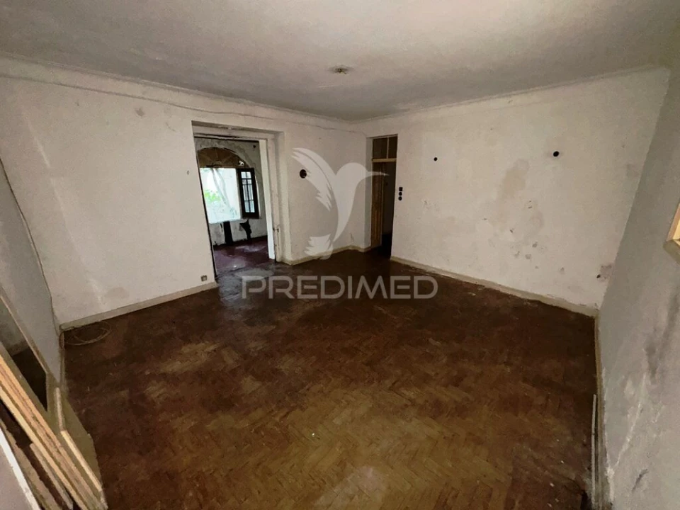 Moradia T8 para Venda em Sé e São Lourenço Foto 13