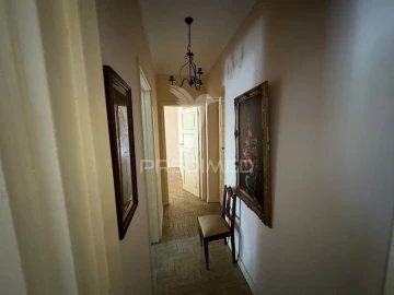 Moradia T8 para Venda em Sé e São Lourenço