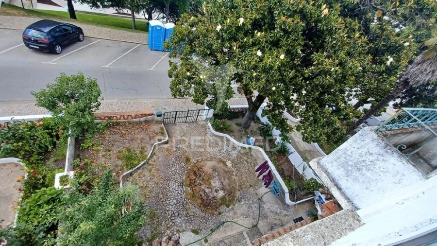 Moradia T8 para Venda em Sé e São Lourenço Foto 3