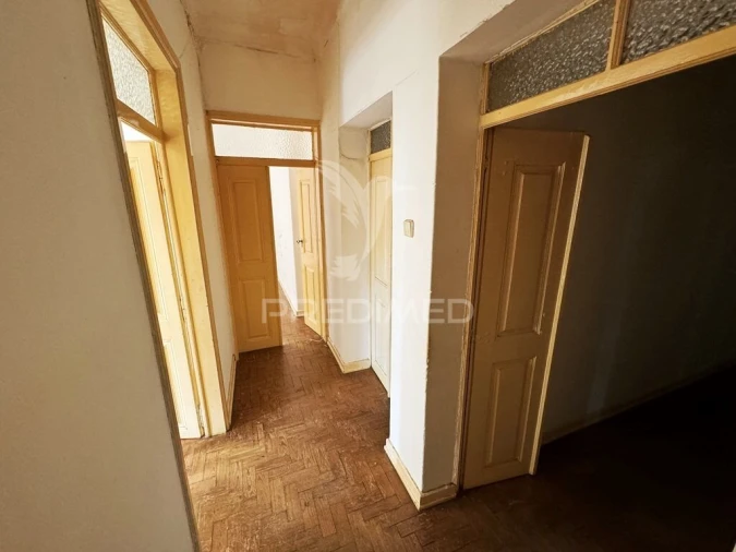 Moradia T8 para Venda em Sé e São Lourenço Foto 10