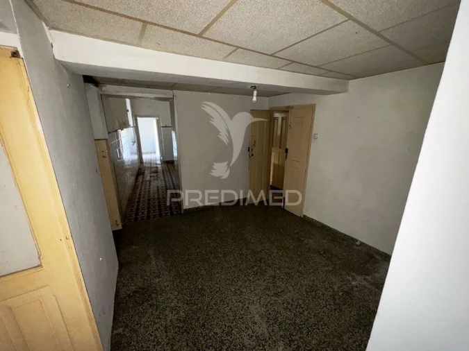 Moradia T8 para Venda em Sé e São Lourenço Foto 5