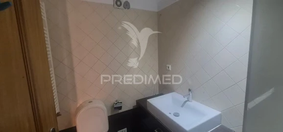 Apartamento T2 para Venda em Laranjeiro e Feijó