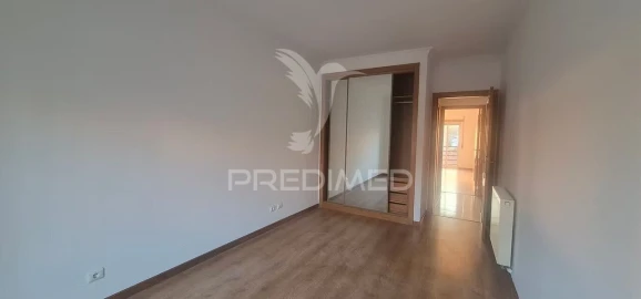 Apartamento T2 para Venda em Laranjeiro e Feijó