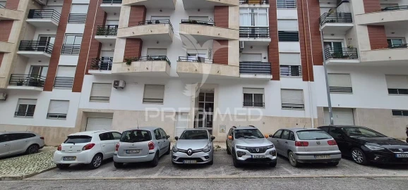 Apartamento T2 para Venda em Laranjeiro e Feijó