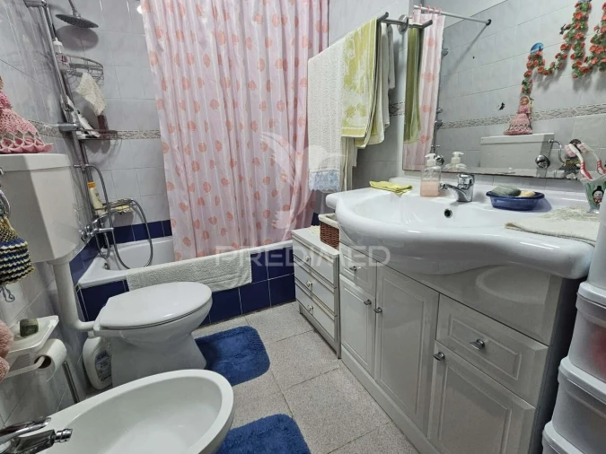 Apartamento T2 para Venda em Quinta do Conde Foto 9
