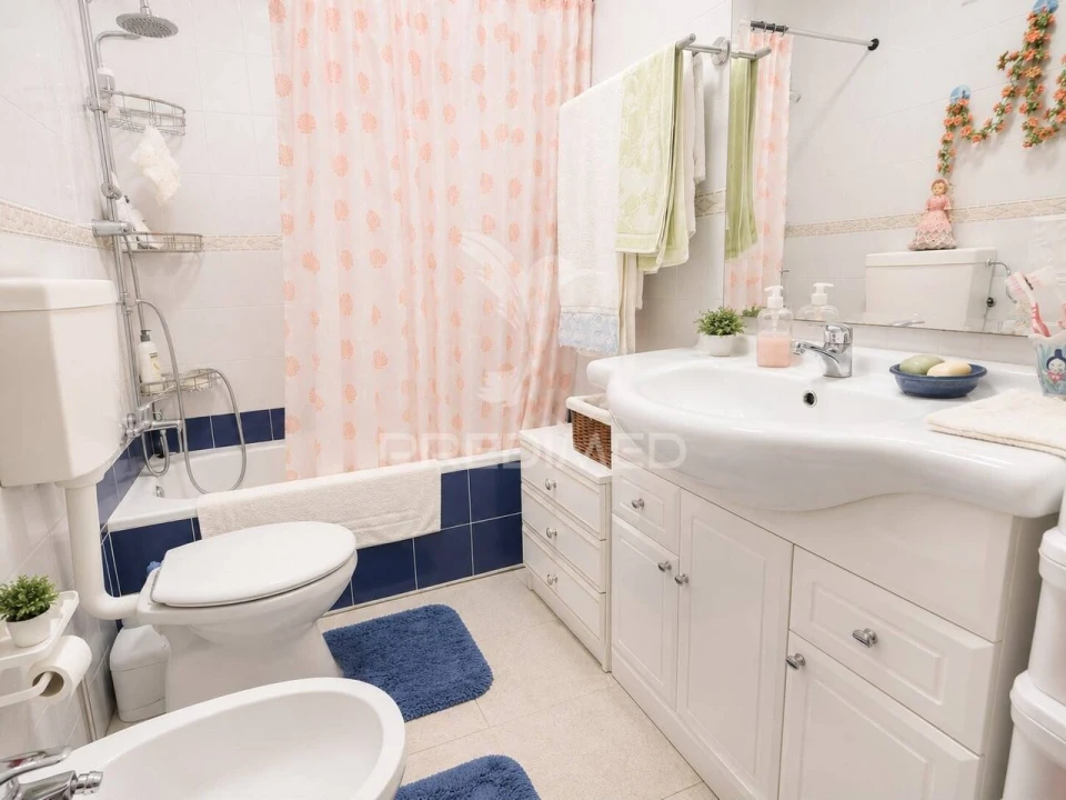 Apartamento T2 para Venda em Quinta do Conde Foto 8