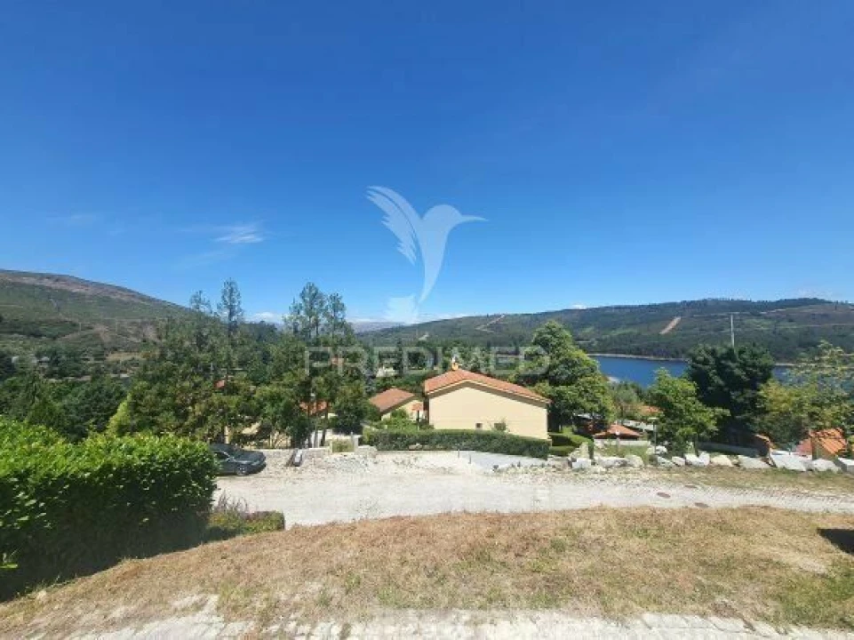 Moradia T3 para Venda em Venda Nova e Pondras Foto 4