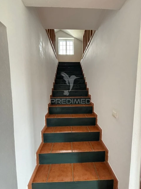 Moradia T3 para Venda em Angra (Santa Luzia)