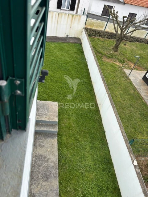 Moradia T3 para Venda em Angra (Santa Luzia)