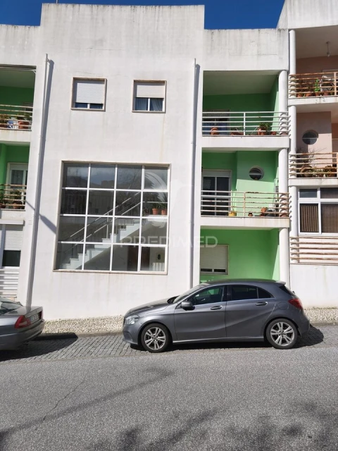 Apartamento T4 para Venda em Sé e São Lourenço