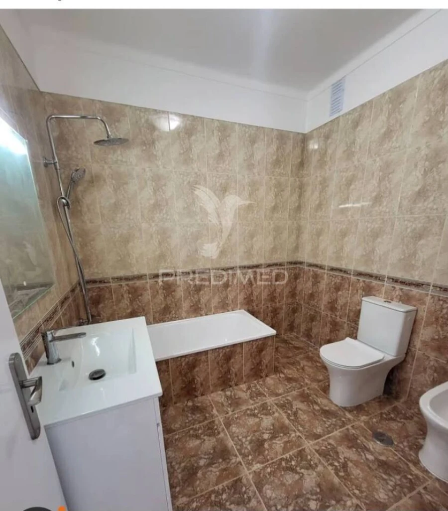 Apartamento T2 para Venda em Seixal, Arrentela e Aldeia de Paio Pires Foto 12