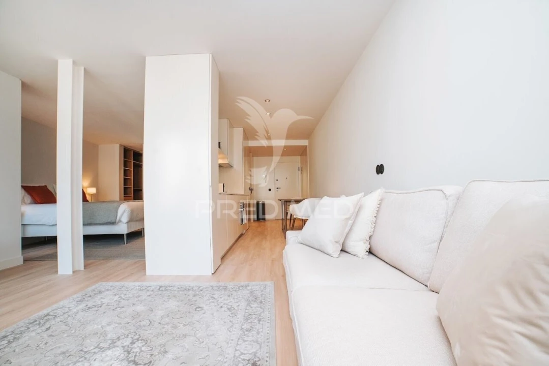 Apartamento T0 para Venda em Braga (Maximinos, Sé e Cividade) Foto 7