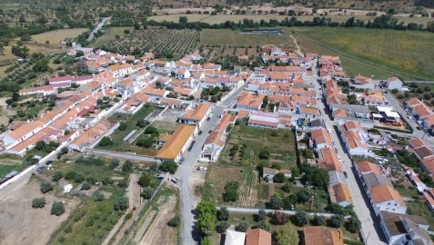 Terreno para Venda em São Domingos e Vale de Água
