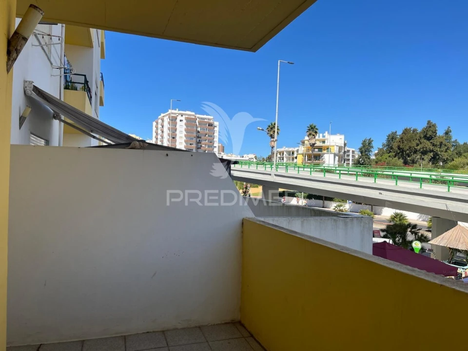 Apartamento T1 para Venda em Portimão Foto 8