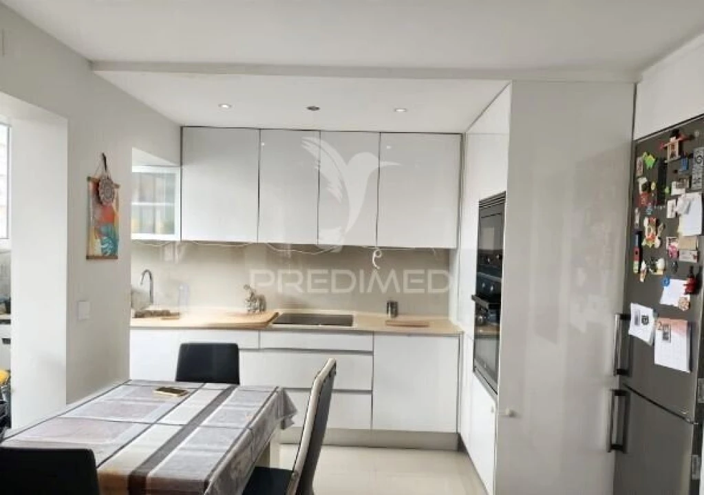 Apartamento T2 para Venda em Laranjeiro e Feijó Foto 4