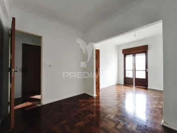 Apartamento T2 para Venda em Cacém e São Marcos