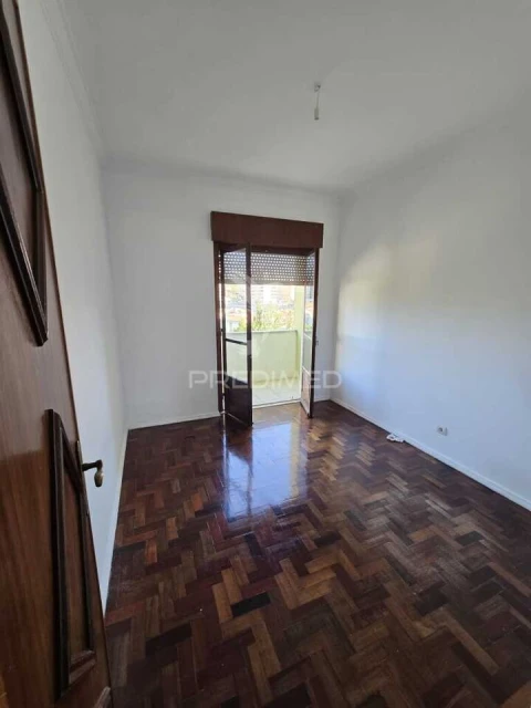 Apartamento T2 para Venda em Cacém e São Marcos