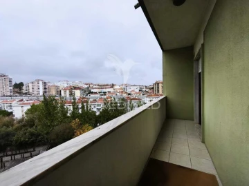 Apartamento T2 para Venda em Cacém e São Marcos