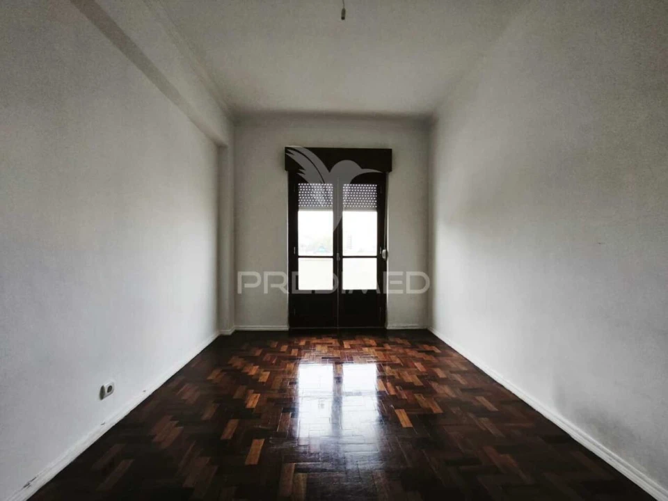 Apartamento T2 para Venda em Cacém e São Marcos Foto 9