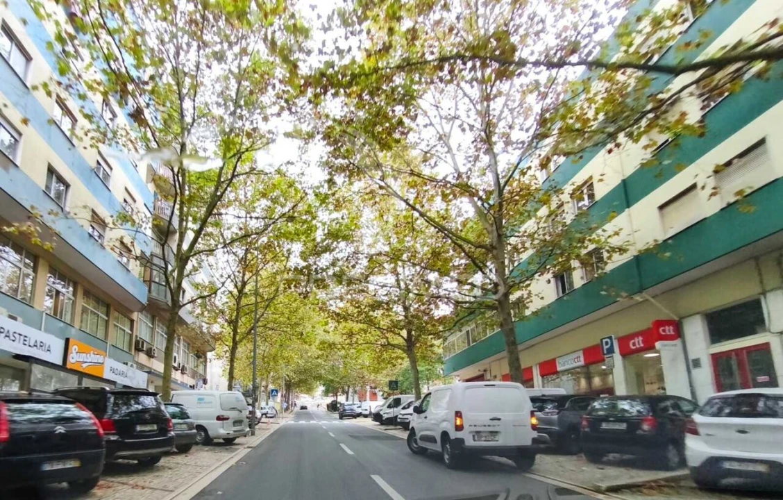 Apartamento T2 para Venda em Cacém e São Marcos Foto 2