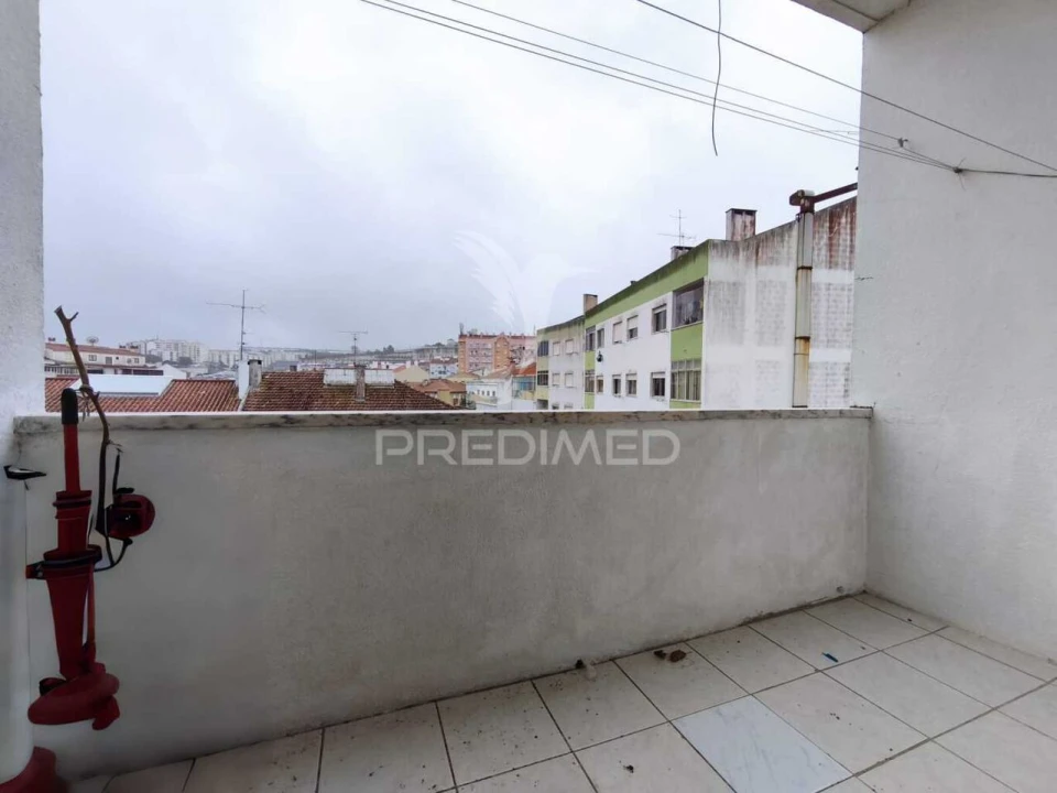 Apartamento T2 para Venda em Cacém e São Marcos Foto 10