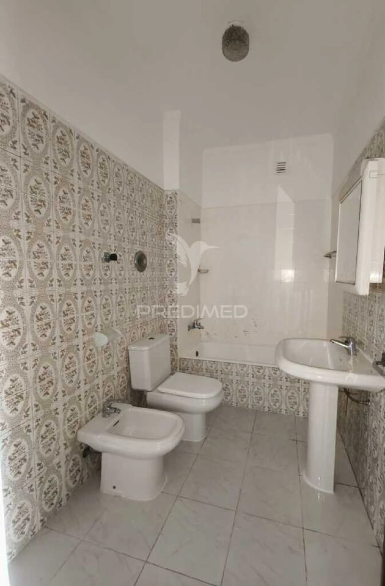 Apartamento T2 para Venda em Cacém e São Marcos Foto 30