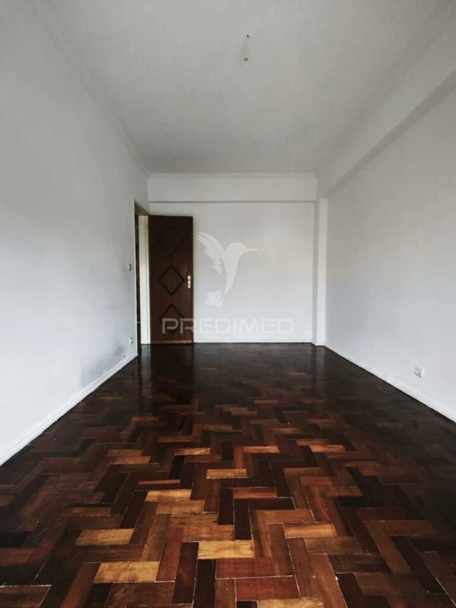 Apartamento T2 para Venda em Cacém e São Marcos Foto 26