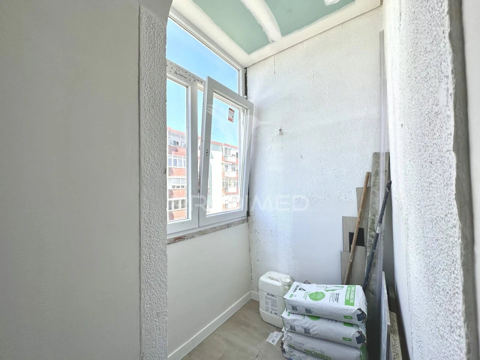 Apartamento T0 para Venda em Oeiras e São Julião da Barra, Paço de Arcos e Caxias Foto 17