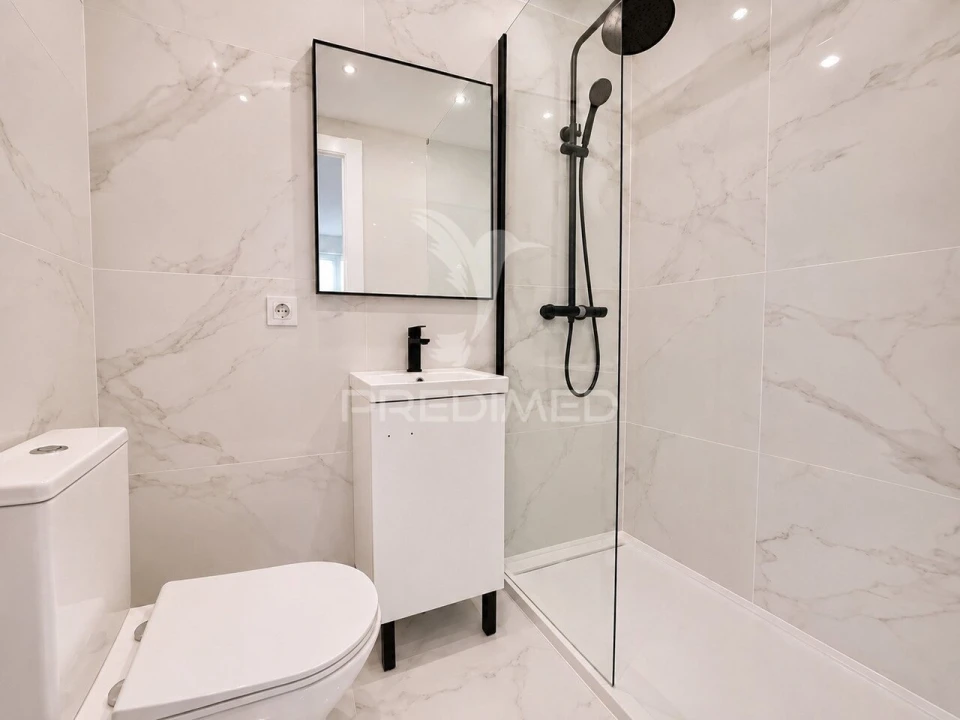 Apartamento T0 para Venda em Oeiras e São Julião da Barra, Paço de Arcos e Caxias Foto 6